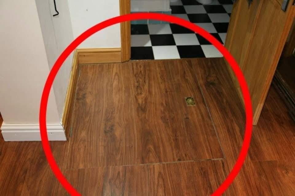 Manden var flyttet ind i en lejlighed købt til en god pris - få dage senere opdagede han årsagen til den lave pris. Han fandt en DØR i GULVET. Han åbnede den og var helt chokeret!
