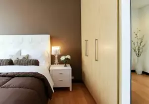 Jeg kom hjem for at finde mine børn, der sover på gangen - hvad min mand forvandlede deres soveværelse til, mens jeg var væk, gjorde mig vild