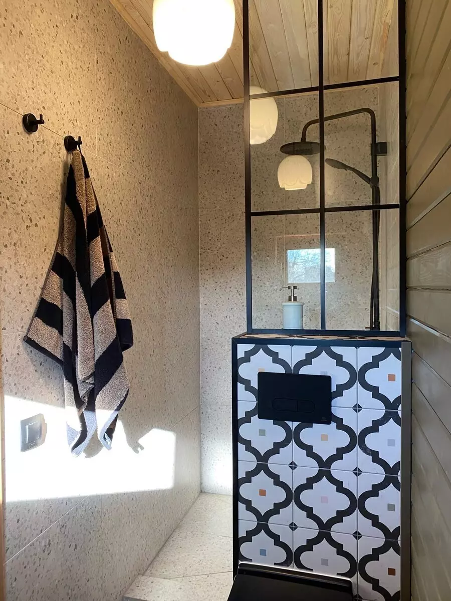 Min mand og jeg byggede et lille, men efter vores mening et hyggeligt hus på 18 m². Vi har brug for din vurdering