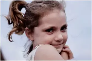 Jeg vågnede op midt om julenat og lagde mærke til, at min 9-årige datter var væk, sammen med mine bilnøgler
