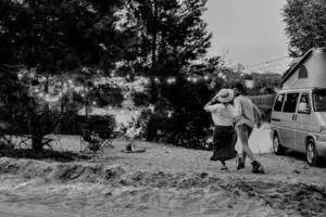 Som 78-årig solgte jeg alt og købte en enkeltbillet for at genforenes med mit livs kærlighed, men skæbnen havde andre planer - dagens historie