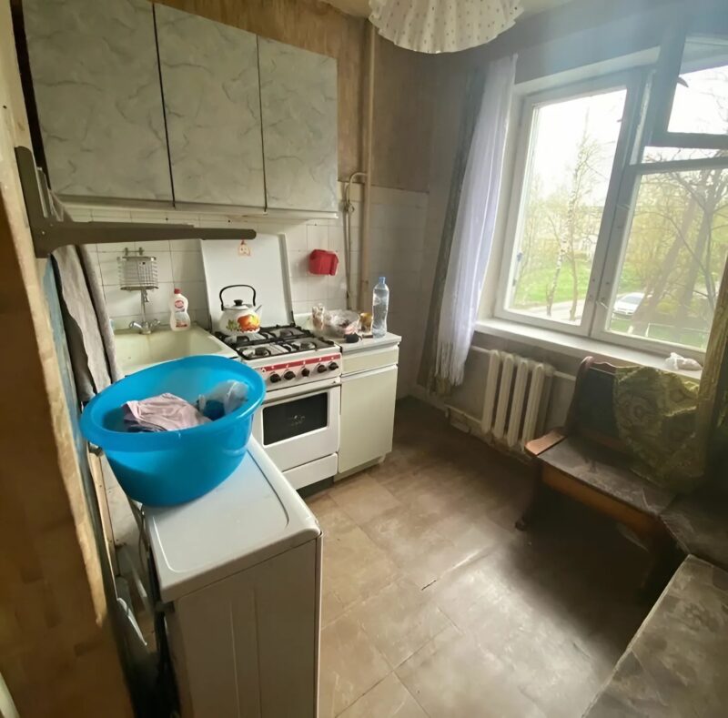 Utrolig makeover!" Et lille køkken på 5 m² bliver enhver kvindes drømmerum
