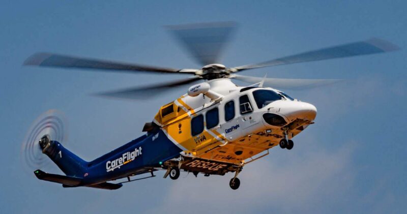 Ægtemand forlod gravid kone til fordel for elskerinde — Otte år senere vendte hun tilbage med helikopter med deres tvillinger